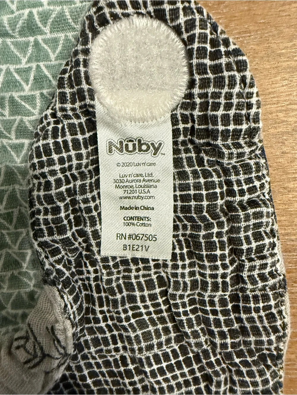 Bibs by Nuby - Multi-Color Muslin Bibs (Set of 3)